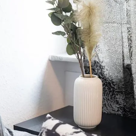 דירה - Cozy In The Heart Of With New York Design & Betten & Sofa - 5 Mins Central Station Hbf - Big Tv & Wifi --