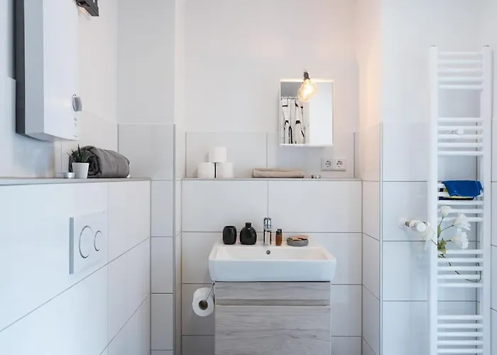 - Cozy In The Heart Of With New York Design & Betten & Sofa - 5 Mins Central Station Hbf - Big Tv & Wifi -- Apartamento