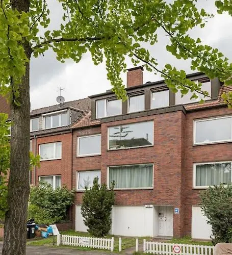 - Cozy In The Heart Of With New York Design & Betten & Sofa - 5 Mins Central Station Hbf - Big Tv & Wifi -- *