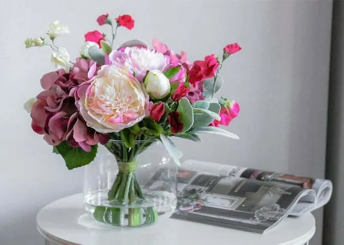 Apartamento - Cozy In The Heart Of With New York Design & Betten & Sofa - 5 Mins Central Station Hbf - Big Tv & Wifi -- Duisburg