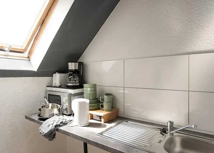 Apartamento - Cozy In The Heart Of With New York Design & Betten & Sofa - 5 Mins Central Station Hbf - Big Tv & Wifi --